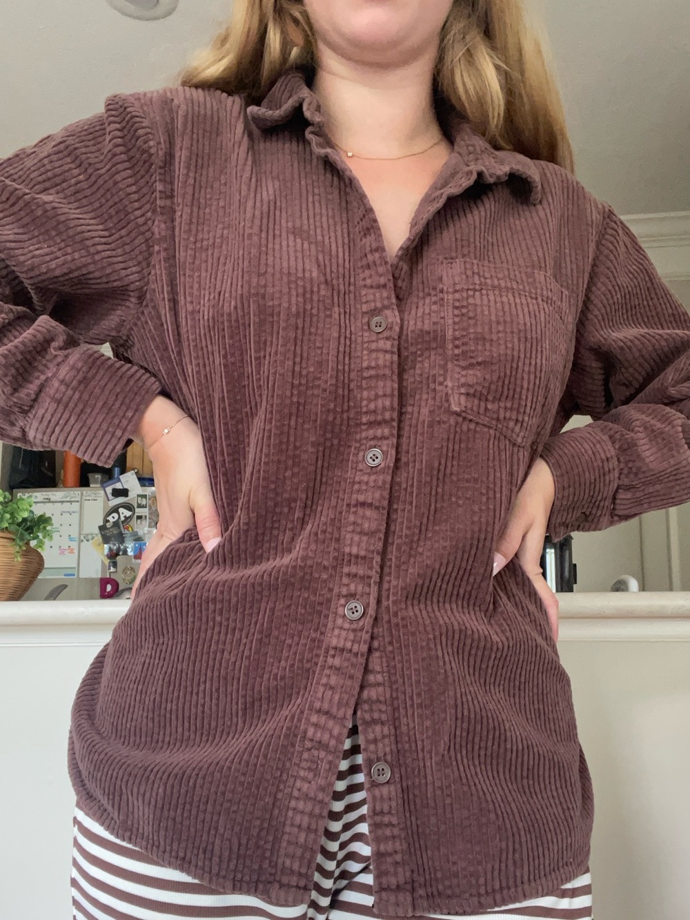 H&M Divided Cotton Corduroy Button-Up Shirt Jacket in Mauve Brown